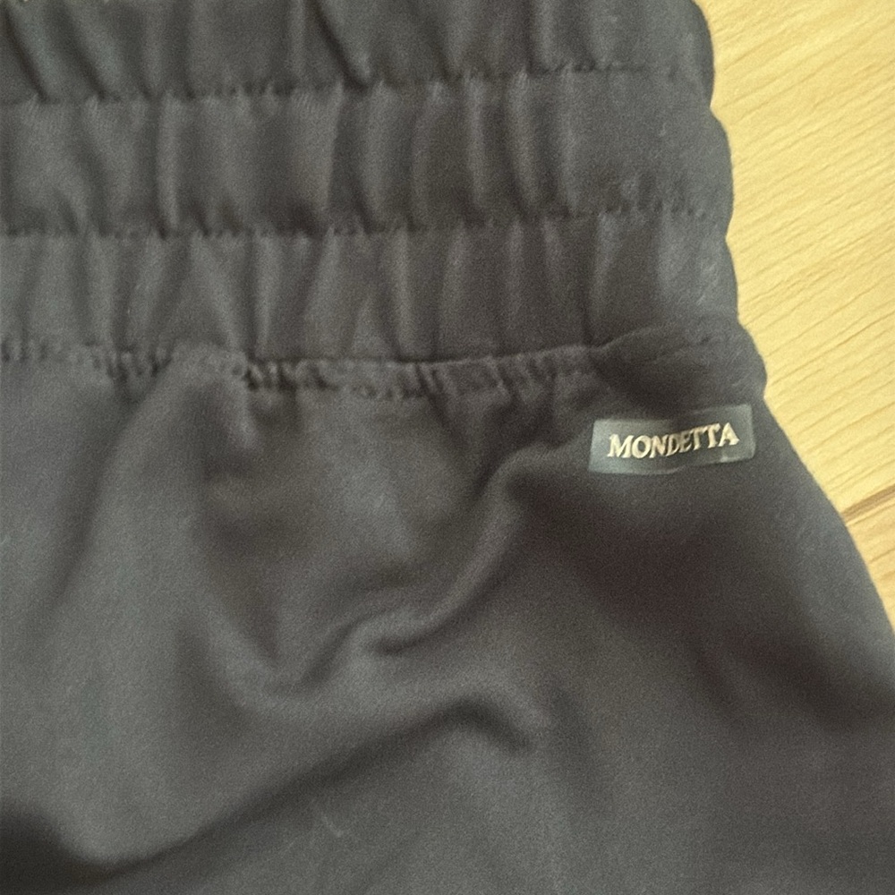 Mondetta ladies active Bermuda short size S in black, NWOT - Picture 8 of 9